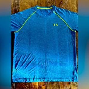 Mens/Women’s Athletic Under Armor Light dry fit shirt
